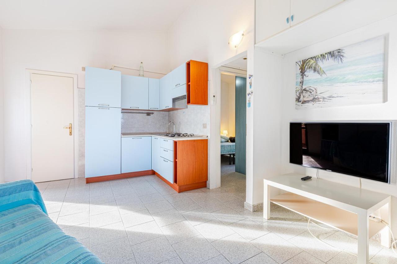 Appartamento Trilocale a 200 mt dal centro San Teodoro  Esterno foto