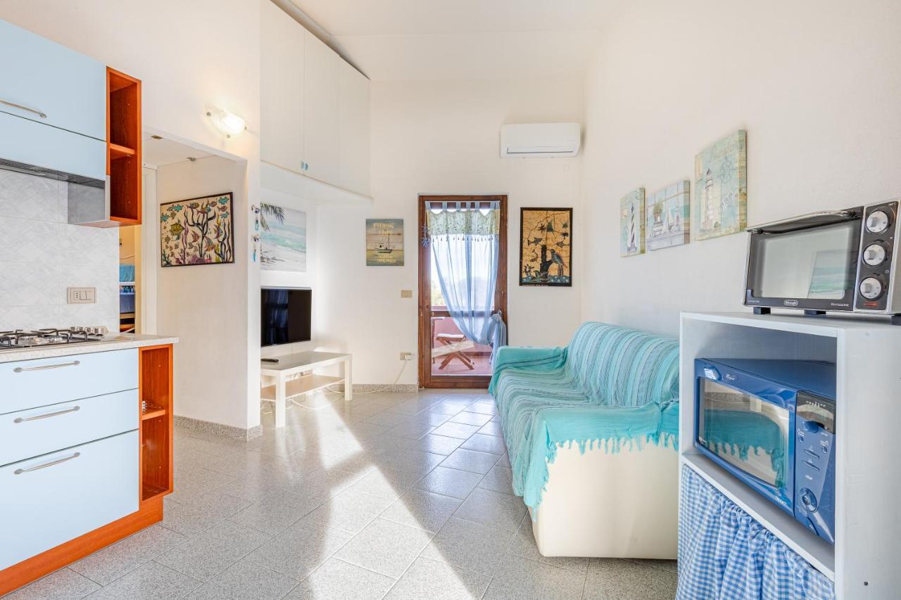 Appartamento Trilocale a 200 mt dal centro San Teodoro  Esterno foto
